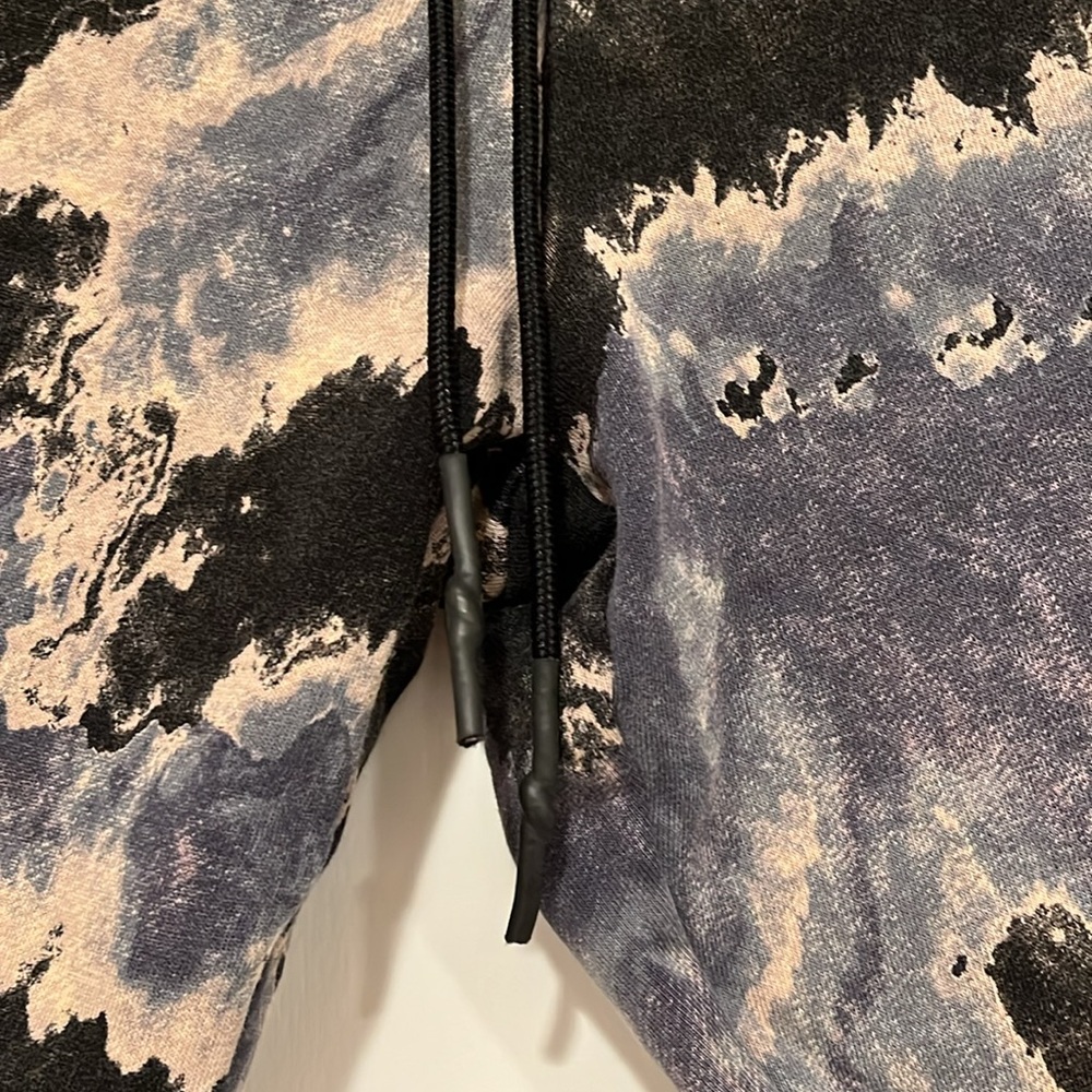 Joylab tie dye joggers size extra small - Picture 6 of 9